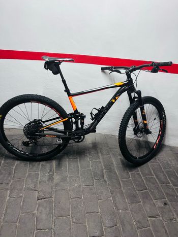 Giant, Anthem 29 1 2018