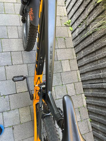 Używany Trek Fuel EX 5 2021 2021 Mountainbike — zdjęcie 12 z 12