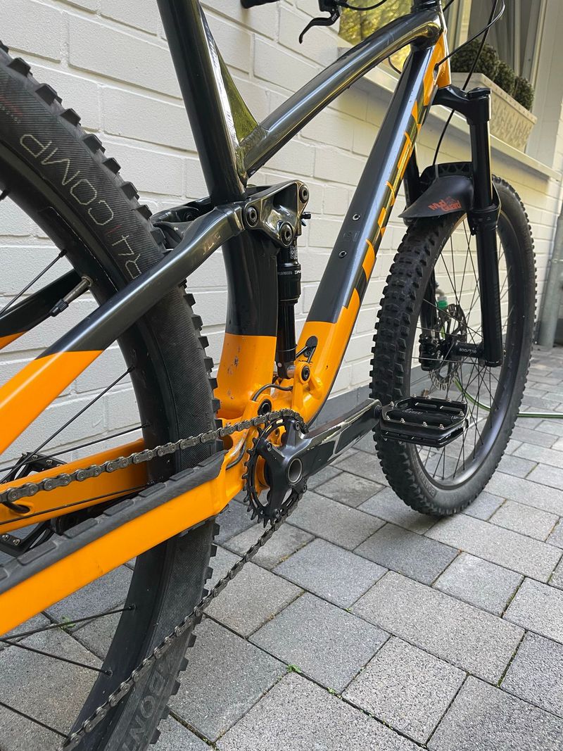 Używany Trek Fuel EX 5 2021 2021 Mountainbike — zdjęcie 11 z 12