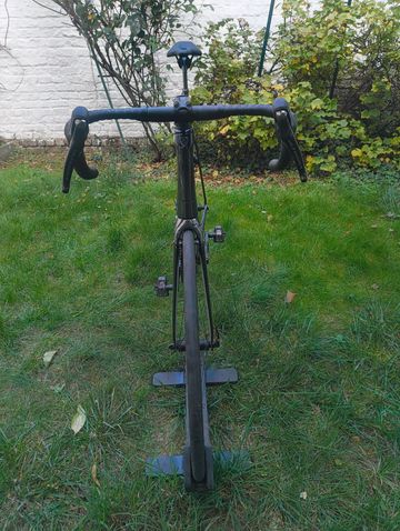 Used Trek Madone 9.0 2018 2018 Road & Gravel, Black — image 4 of 5