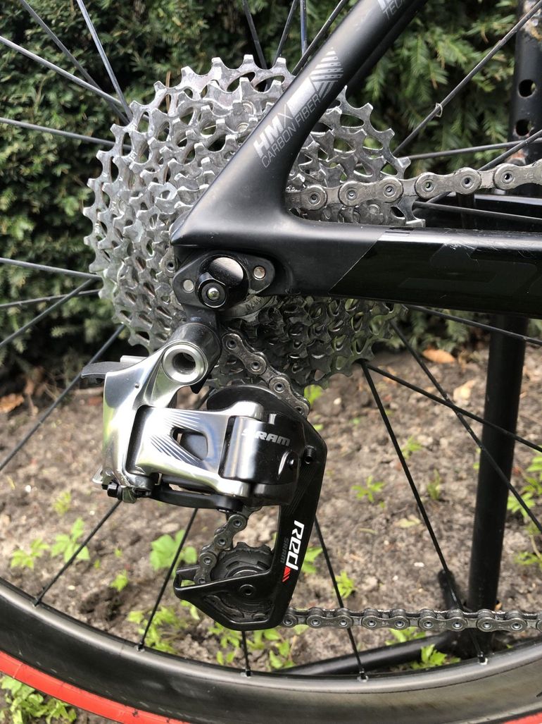 Used Scott Foil SRAM Red 2017 Road & Gravel, Black — image 13 of 21