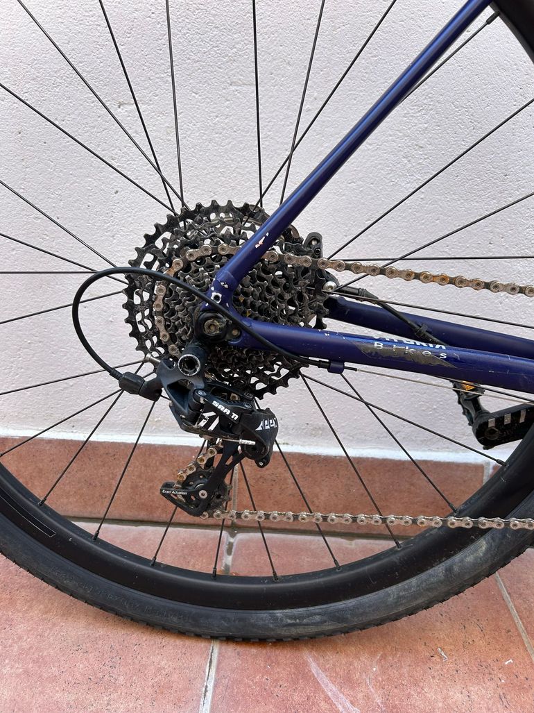 Used Vitoria Vitoria Custom SRAM Apex 2020 Road & Gravel, Orange — image 4 of 6