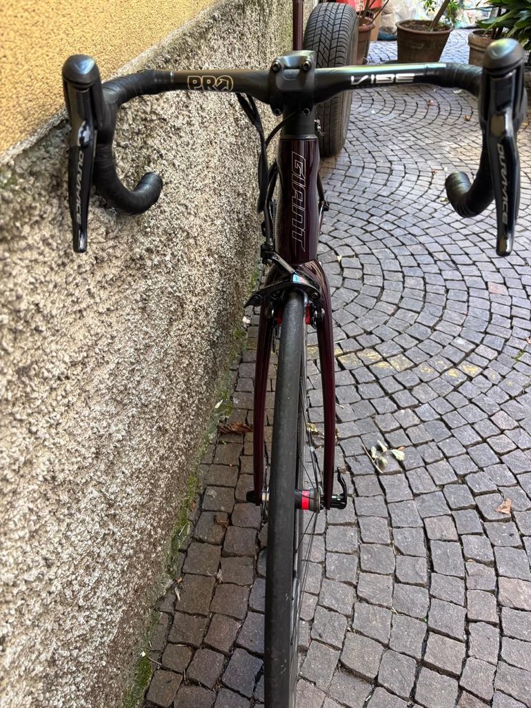 Used Giant TCR Advanced SL 2023 - Shimano Dura Ace Di2 2023 Road & Gravel, Rot — image 4 of 9