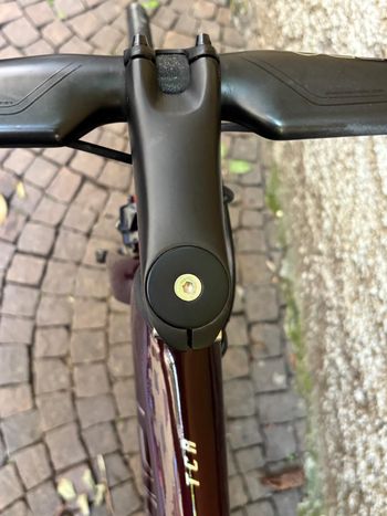 Used Giant TCR Advanced SL 2023 - Shimano Dura Ace Di2 2023 Road & Gravel, Rot — image 7 of 9