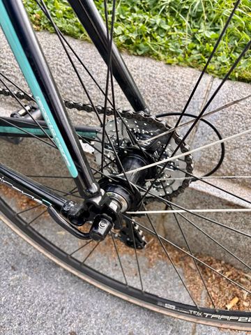 Used Bianchi Via Nirone Claris 2016 2016 Road & Gravel, Black — image 2 of 4
