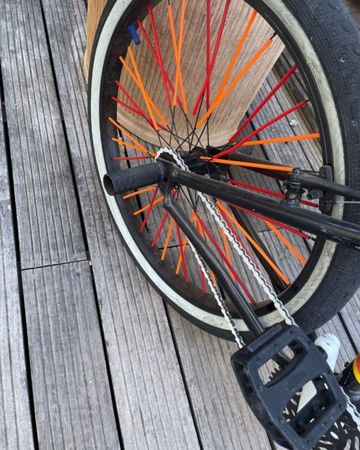 Used SE BIKES Custom 2021 Youth, White — image 7 of 8