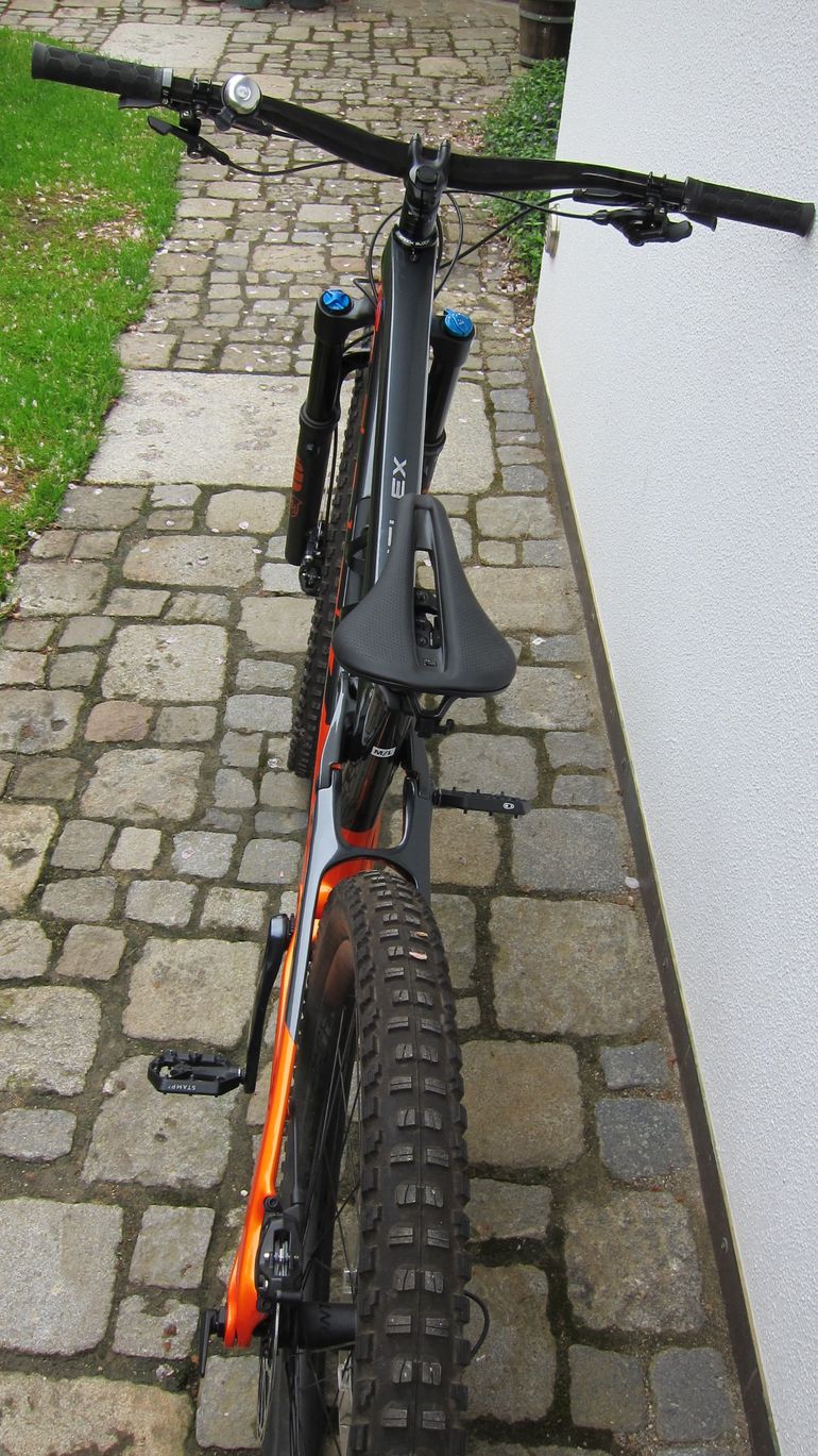 Used Trek Fuel EX 9.8 GX 2022 2022 Mountainbike, Orange, 27.5, 29 — image 3 of 3