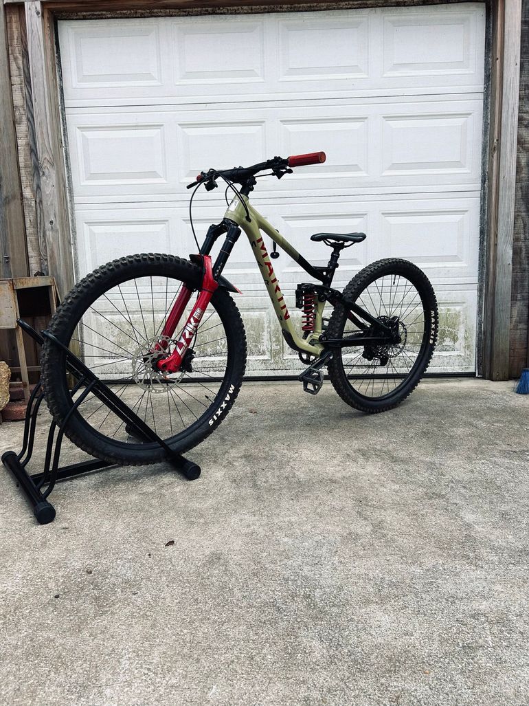 Used Marin Alpine Trail XR 2022 2022 Mountainbike, Black, 29 — image 1 of 7