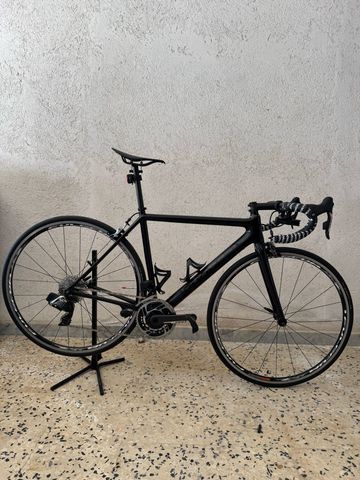Cannondale SuperSix EVO Hi-MOD RED eTap 2017 2017 Road & Gravel usato