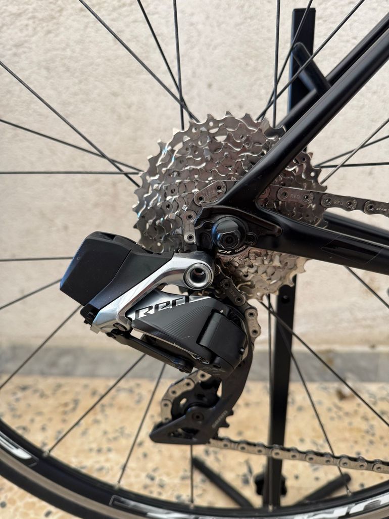 Used Cannondale SuperSix EVO Hi-MOD RED eTap 2017 2017 Road & Gravel, Black — image 3 of 9