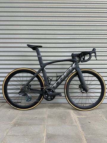 Used Trek Madone Shimano Ultegra Di2 2023 Road & Gravel
