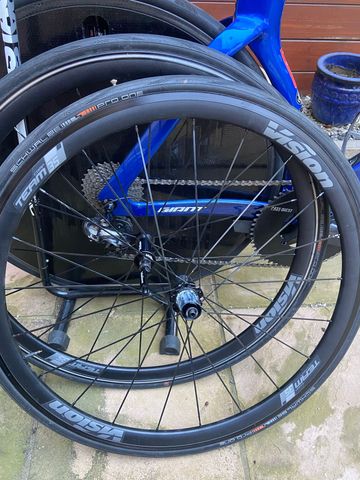 Used Giant Trinity Shimano Ultegra Di2 2018 Road & Gravel, Blue — image 11 of 11