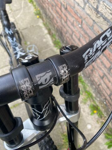 Used YT Custom SRAM GX 2018 Mountainbike, Black — image 4 of 8
