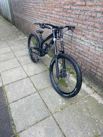 Used YT Custom SRAM GX 2018 Mountainbike, Black — image 5 of 8