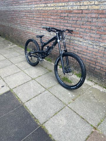 Used YT Custom SRAM GX 2018 Mountainbike, Black — image 2 of 8