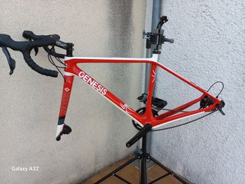 Genesis, Vapour Carbon CX FS Red 2018 Frameset