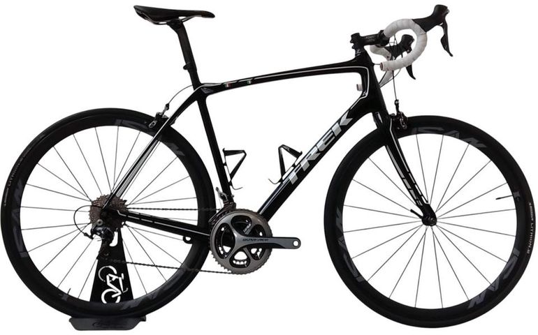 Used Trek Trek Domane 6.9 Dura-Ace Carbon LRS 2016 Road & Gravel, Schwarz — image 3 of 10
