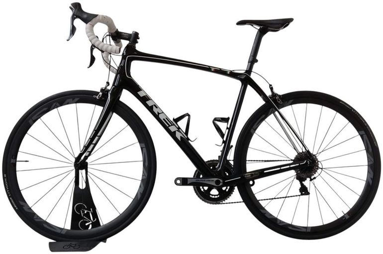 Used Trek Trek Domane 6.9 Dura-Ace Carbon LRS 2016 Road & Gravel, Schwarz — image 2 of 10