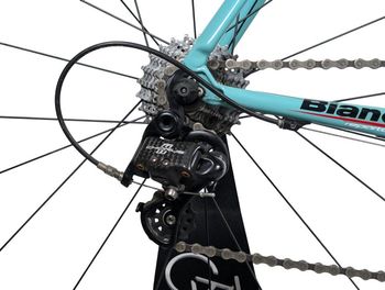 Used Bianchi Bianchi Sempre Pro Campagnolo Chorus 2018 Road & Gravel, Blau — image 7 of 13