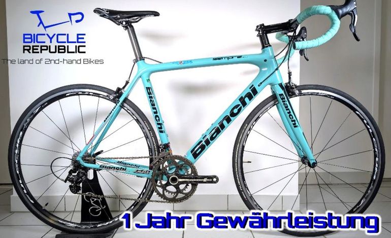 Used Bianchi Bianchi Sempre Pro Campagnolo Chorus 2018 Road & Gravel, Blau — image 1 of 13