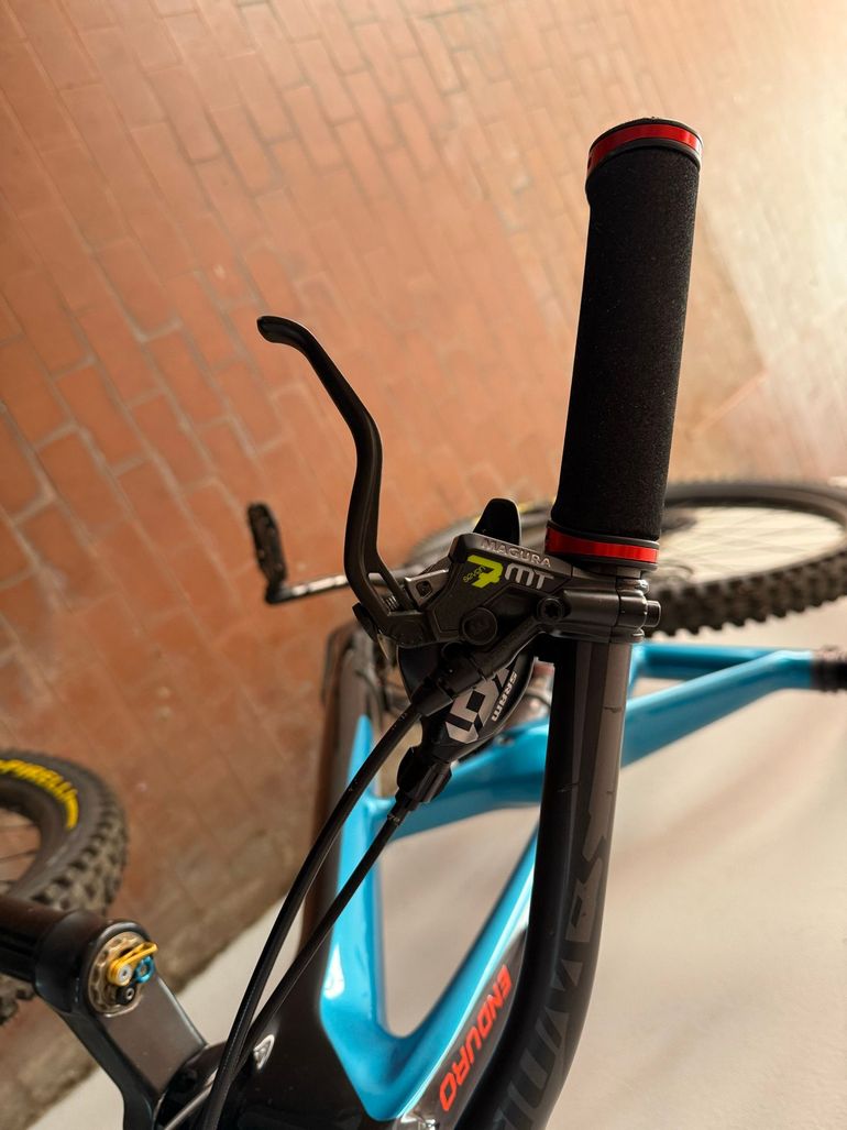 Used Specialized Enduro SRAM X01 Eagle 2017 Mountainbike, Blue — image 2 of 9