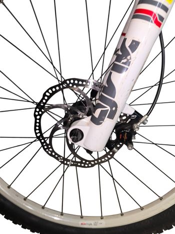Used Commencal Meta 26" 2012 Mountainbike, Red — image 11 of 22