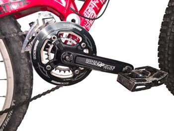 Used Commencal Meta 26" 2012 Mountainbike, Red — image 19 of 22