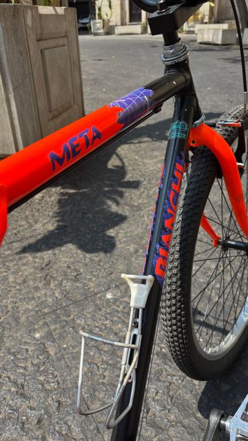Used Bianchi Custom Shimano Tourney 1994 Mountainbike, Orange, 26 — image 13 of 13