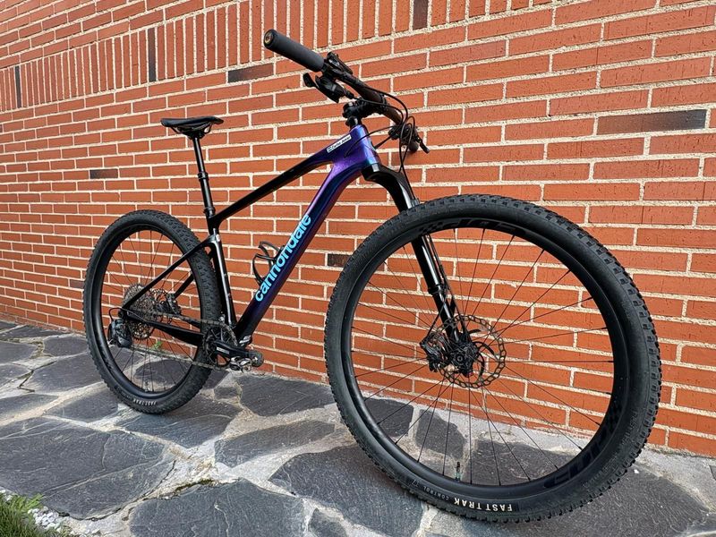 Used Cannondale Carbon 2 2024 Mountainbike, Purple, 29 — image 6 of 13