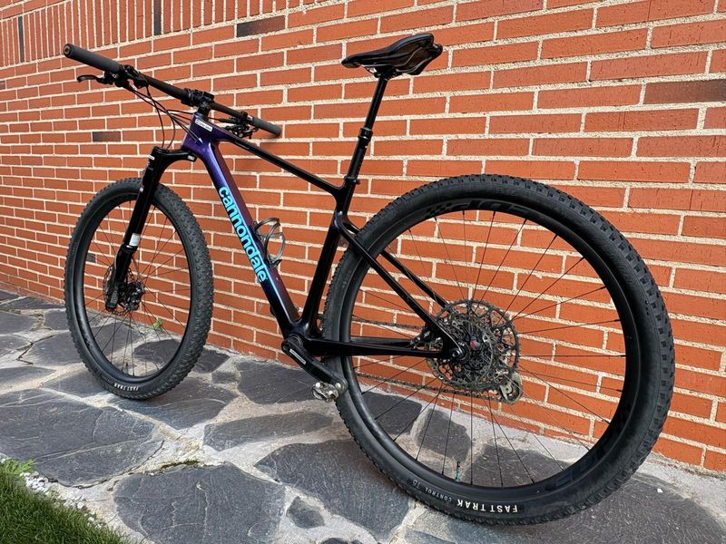 Used Cannondale Carbon 2 2024 Mountainbike, Purple, 29 — image 4 of 13