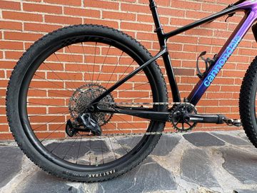 Used Cannondale Carbon 2 2024 Mountainbike, Purple, 29 — image 10 of 13