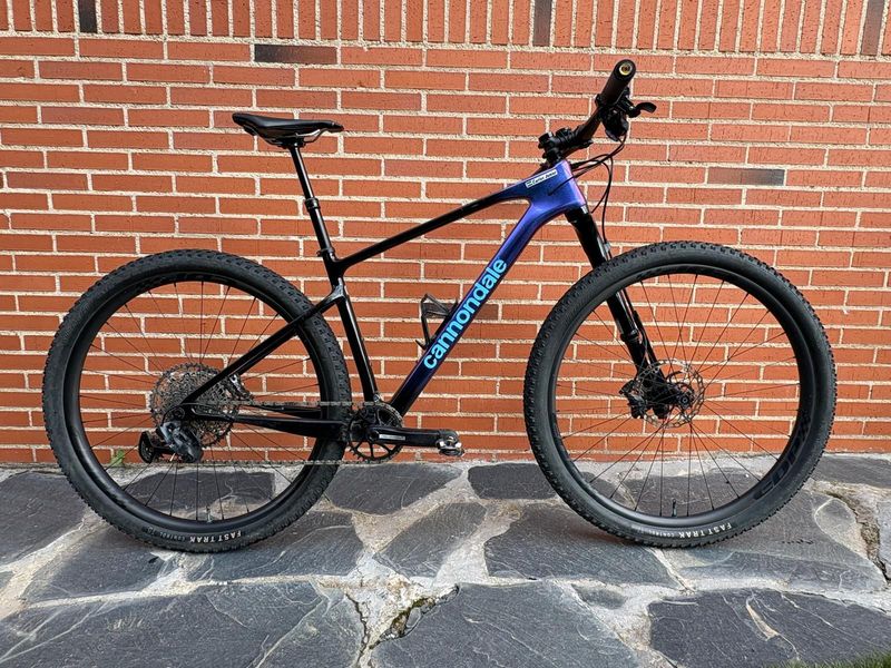Used Cannondale Carbon 2 2024 Mountainbike, Purple, 29 — image 1 of 13