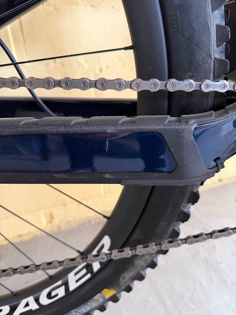 Used Trek Slash 9.8 XT Gen 5 2023 2023 Mountainbike, Blue, 29 — image 9 of 14