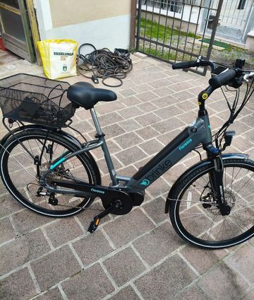 Used Brinke Custom Shimano Altus Urban, Black — image 1 of 5