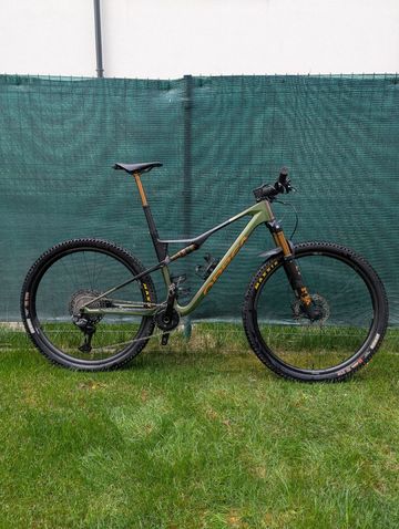 Gebrauchtes Orbea OIZ M10 2024 2024 Mountainbike, Grün, 29 — Bild 1 von 6