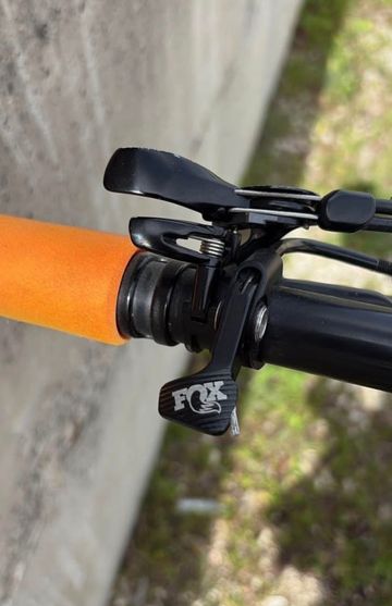 Used Berria Mako SRAM GX 2022 Mountainbike, Blue — image 3 of 3