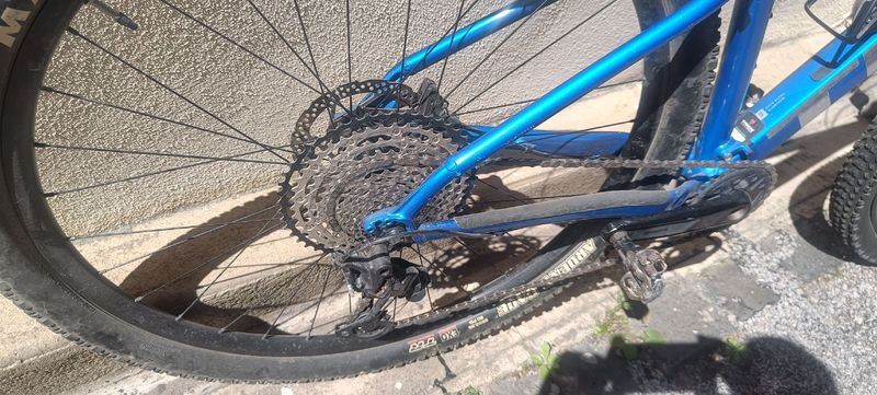 Gebrauchtes Trek X-Caliber 9 2021 2021 Mountainbike, Blau, 29 — Bild 2 von 3