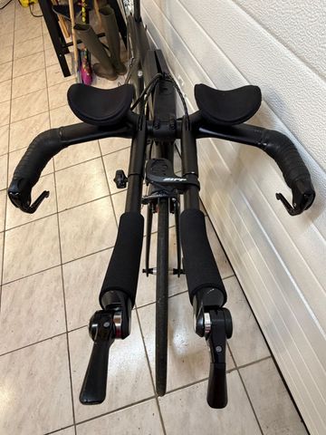 Used Canyon Speedmax CF 8.0 SL 2019 2019 Road & Gravel, Black — image 7 of 11