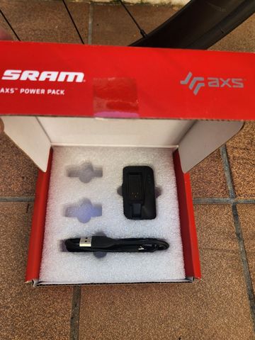 Used Scott Addict SRAM Force eTap AXS 2020 Road & Gravel, Green — image 6 of 12