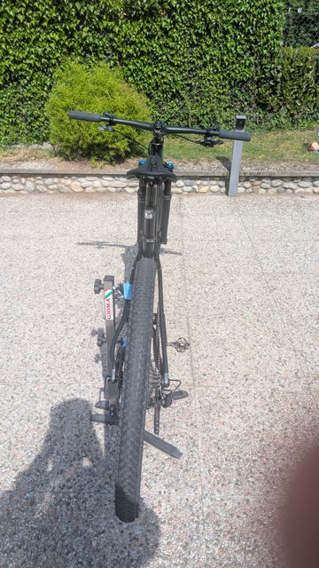 Used Trek Procaliber 9.8 2023 2023 Mountainbike, Purple, 29 — image 7 of 10