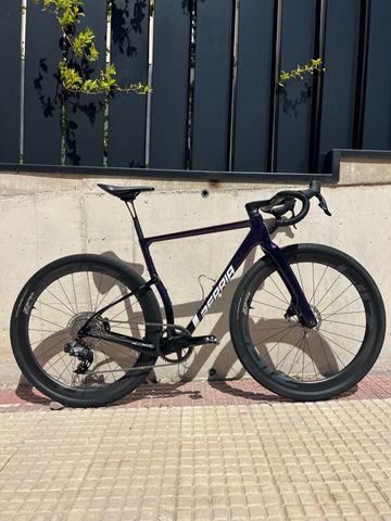 Gebrauchtes Berria Custom SRAM Rival eTap AXS 2025 Road & Gravel