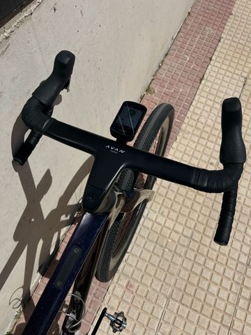 Gebrauchtes Berria Custom SRAM Rival eTap AXS 2025 Road & Gravel, Violett — Bild 7 von 13