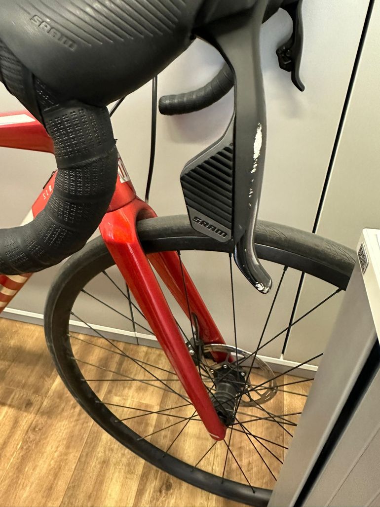 Used BMC Teammachine SLR FOUR 2023 2023 Road & Gravel, Red — image 7 of 9