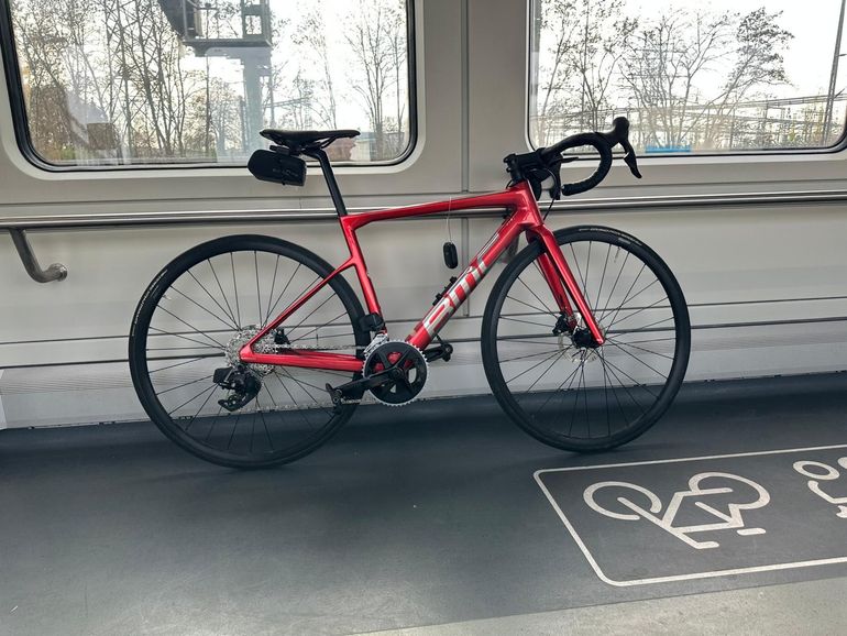 Used BMC Teammachine SLR FOUR 2023 2023 Road & Gravel, Red — image 1 of 9