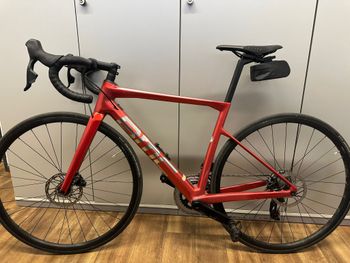 Used BMC Teammachine SLR FOUR 2023 2023 Road & Gravel, Red — image 3 of 9