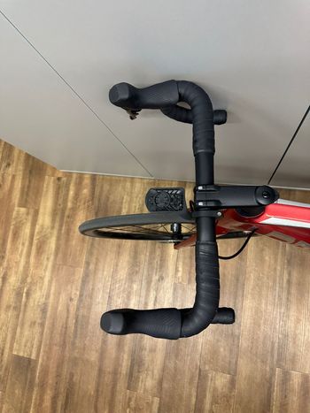 Used BMC Teammachine SLR FOUR 2023 2023 Road & Gravel, Red — image 4 of 9