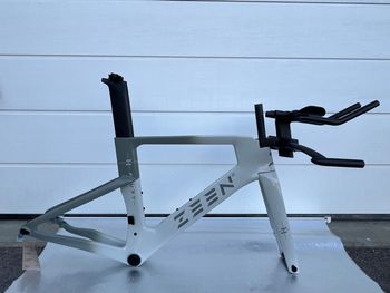 ZEEN, Fury Frameset