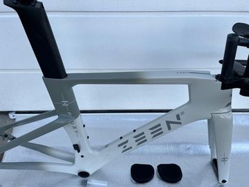Używany ZEEN Fury Frameset 2026 Road & Gravel — zdjęcie 15 z 16