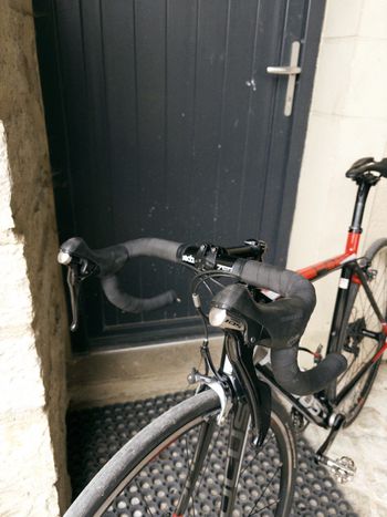 Used Focus Focus Cayo Carbone 2017 Road & Gravel, Black — image 2 of 8