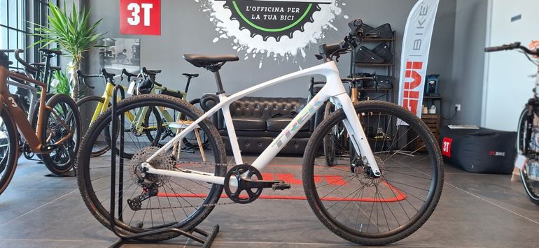 Used Trek FX Sport 4 2024 2024 Urban, White — image 1 of 10